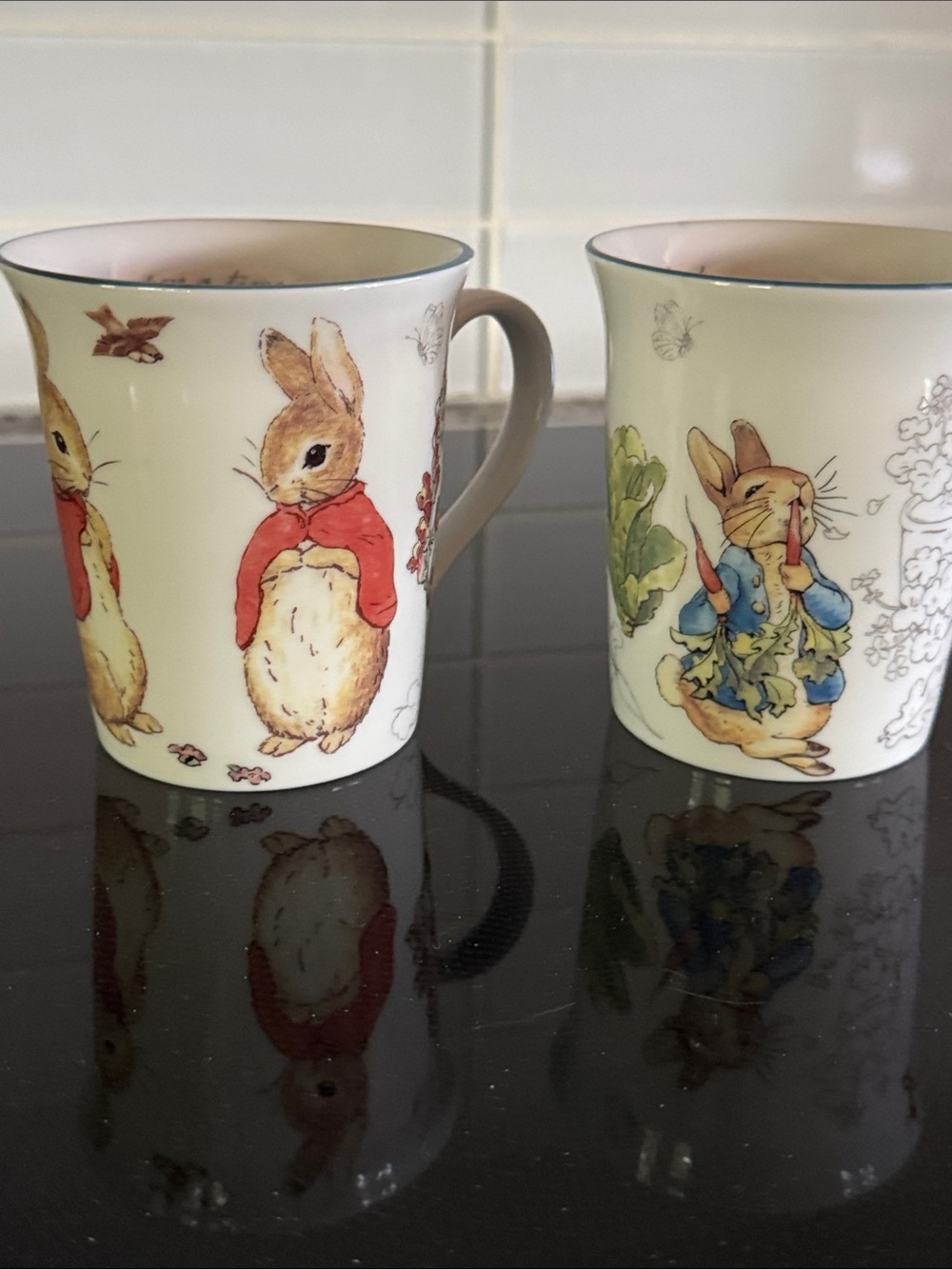 Beatrix Potter Peter Rabbit Ceramic Mugs- set of 2 - Picture 3 of 11